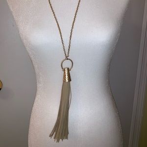Tassel necklace
